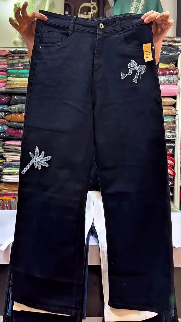 Stylish Blue Denim Jeans with Heart Stone Work – Trendy Women’s Casual Wear