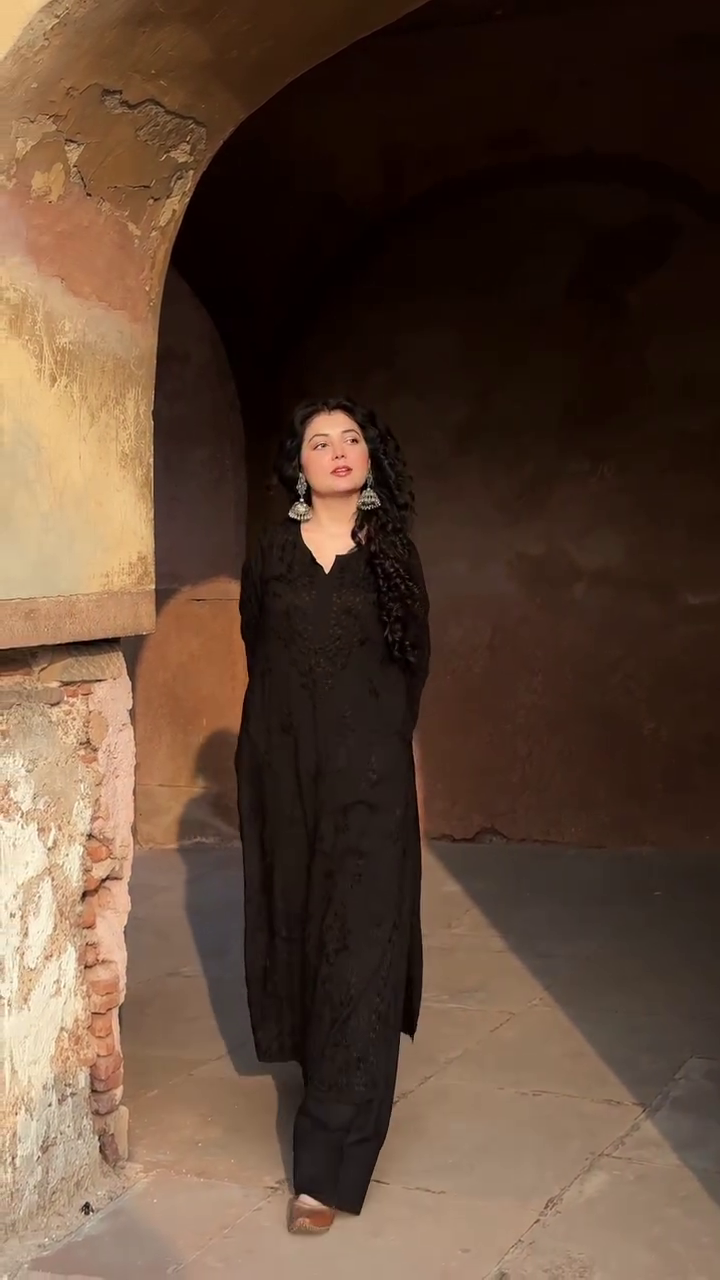 Elegant Black Ethnic Kurta Set