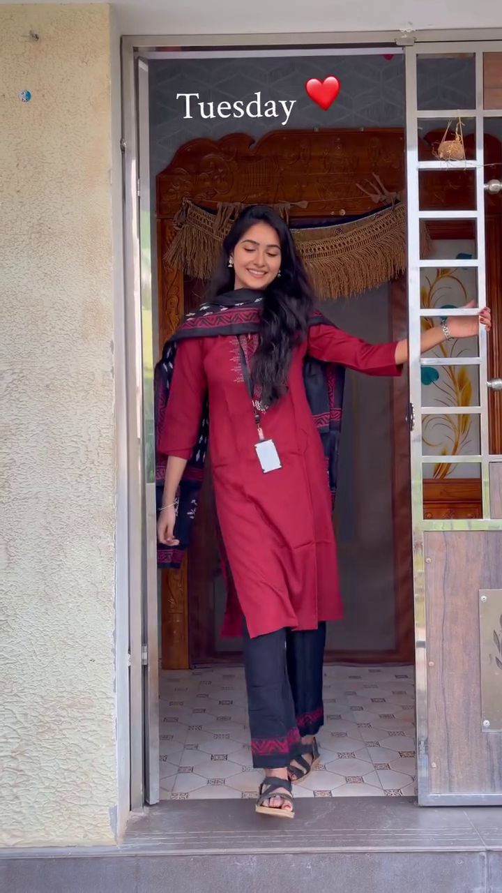 Casual Printed Top with Black Pants