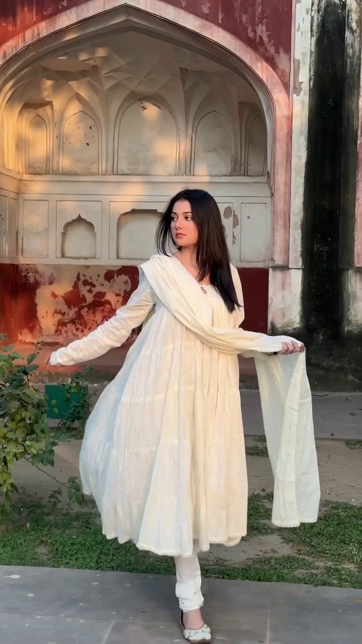 Elegant Cream Anarkali Suit