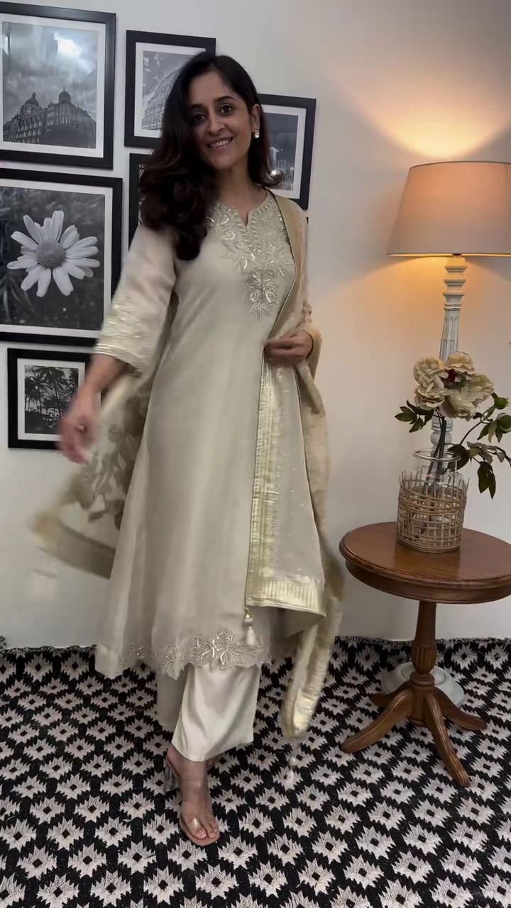 Elegant Ivory Embroidered Kurta Pant Set