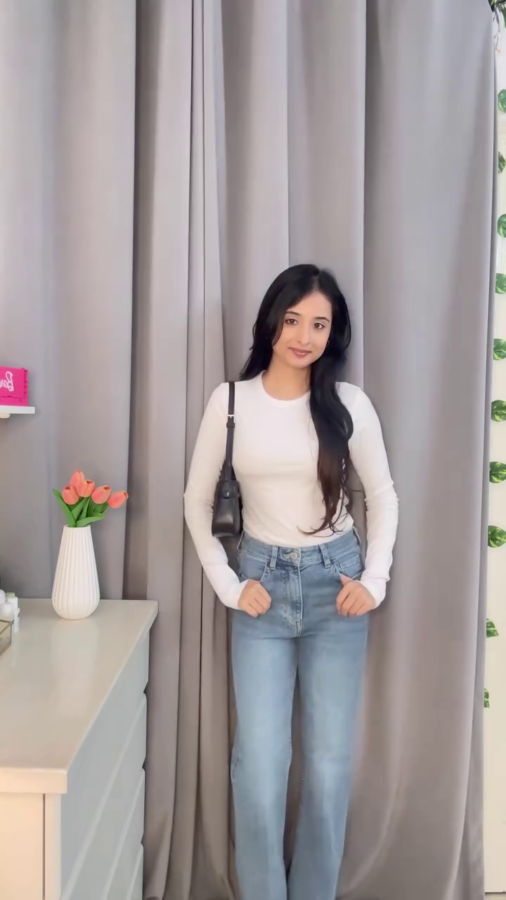 . Casual White Top & Jeans